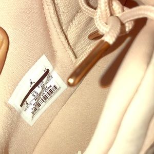 Women Air Jordan 11 Retro Low size 8